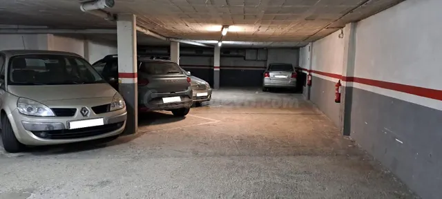 PLAZA DE PARKING EN VENTA – C/ DR. ROBERT (REUS CENTRO) - foto 2