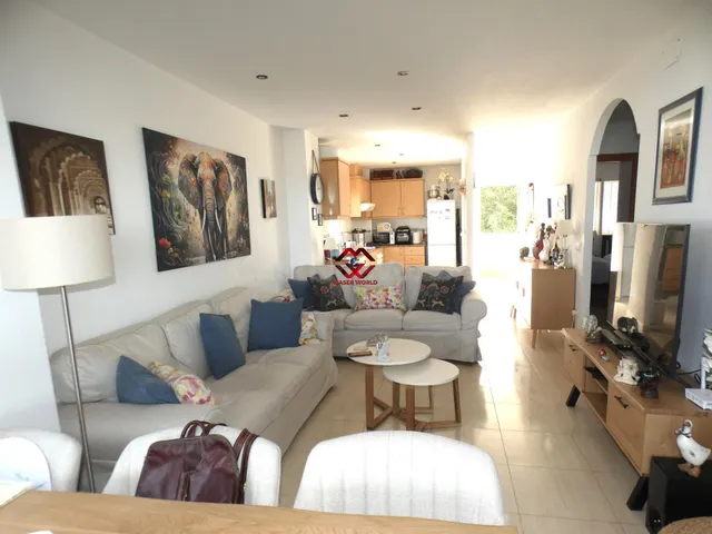 AMPLIO APARTAMENTO CON VISTAS AL MAR - foto 3