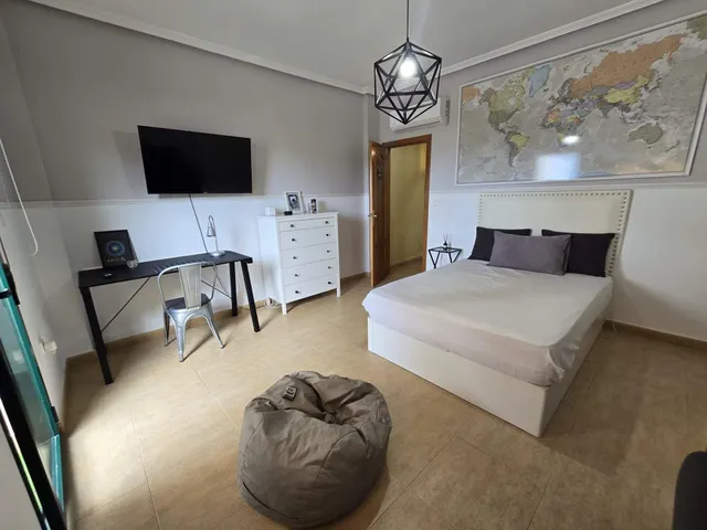 UNIFAMILIAR EN EL ALTET (ELCHE). — 26