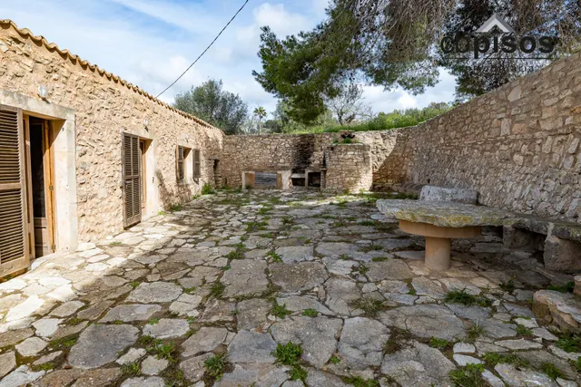 SE VENDE EXCLUSIVA FINCA RÚSTICA EN FELANITX — 43