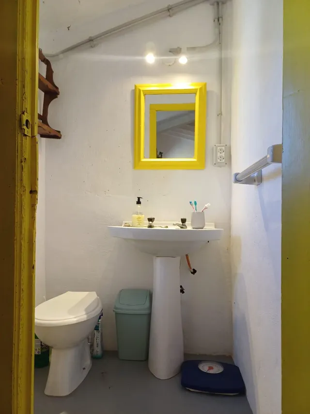 PARCELA DE TERRENO CON CASA CONSTRUIDA Y ARBOLES FRUTALES — 23