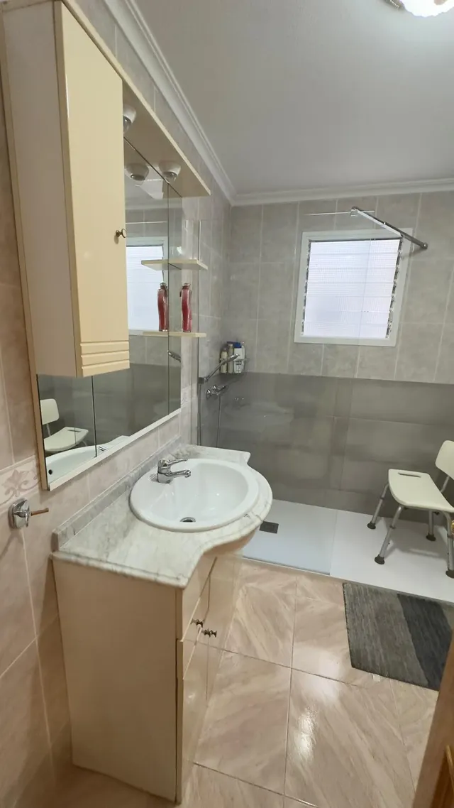 ¡alquiler larga temporada! apartamento 3 dormitorios en el centro de Torrevieja — 37