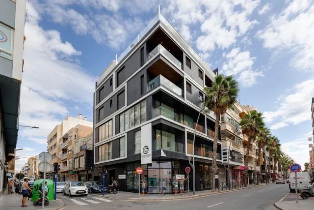Impresionante apartamento de 3 dormitorios en el corazón de la ciudad — 30