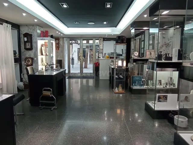 Local en el centro de Inca