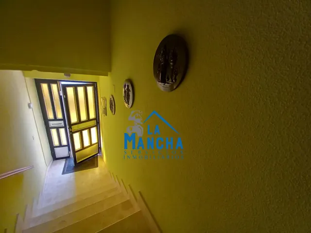 *95.000€* inmobiliaria la mancha vende preciosa casa de 3 habitaciones en el pueblo de Barrax ( Albacete ). — 47