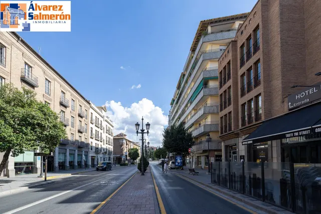 Piso y cochera en venta junto Acera de Darro. - foto 3