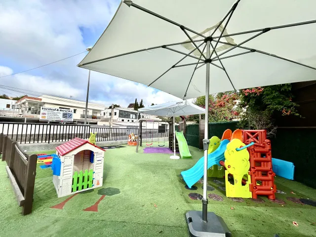 Local comercial 109m² en venta - Villamartin — 34