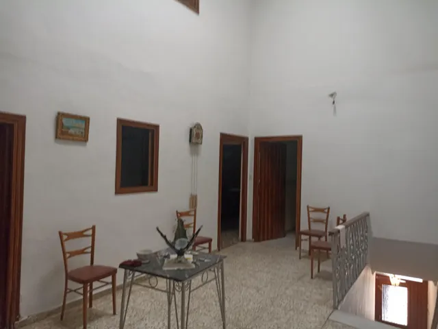 Casa en canjayar zona plaza del ayuntamiento de siete habitaciones trea baños para reformar — 21