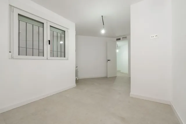 VENTA DE CÉNTRICO PISO EN ACERA DEL CASINO (CENTRO) - GRANADA — 23