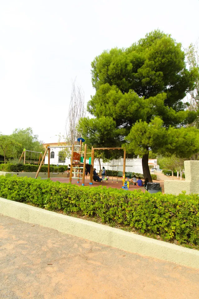 Terreno urbanizable con proyecto en Náquera. — 24