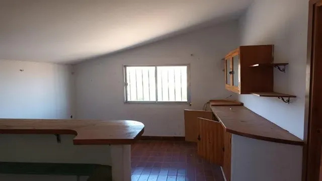 EDIFICIO EN VENTA EN ALISEDA — 10