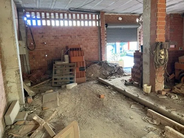 Venta local en Beniaján, 106 m2. + 68m2 de patio cubierto, para arreglar — 3