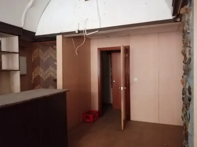 MAGNIFICO LOCAL CON DOS NEGOCIOS — 17