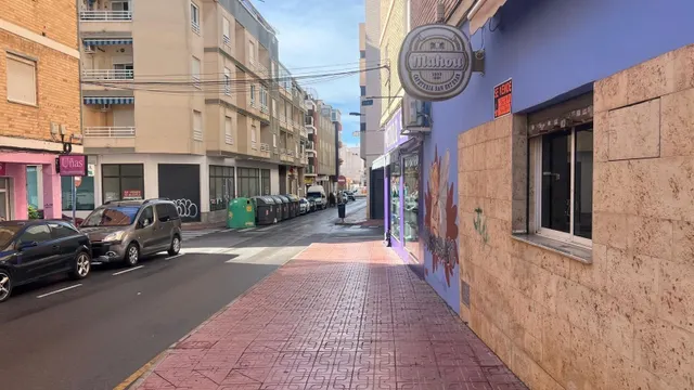 Local comercial 71m² en venta - Estacion de autobuses — 40