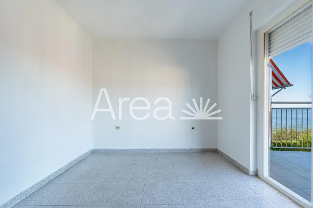 Apartamento con muchas posibilidades primera línea de mar — 25