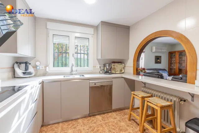 Vivienda Exclusiva en Urbanización Viñas del Rey – Otura — 16