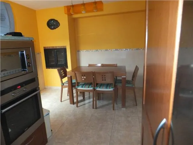 Casa Adosada en Venta en Villanueva de Mena — 8