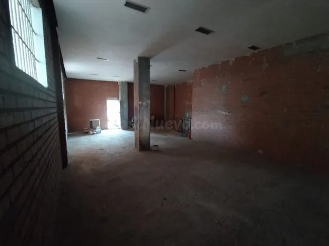 Gran local comercial en una de las mejores zonas de Cáceres - foto 3