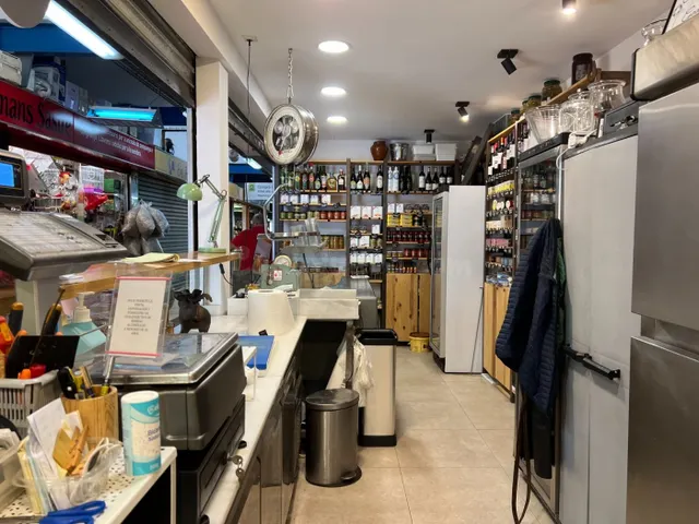 Puesto en mercado Pere Garau — 4