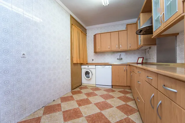 Piso en travesía Bayona 4, Pamplona — 30