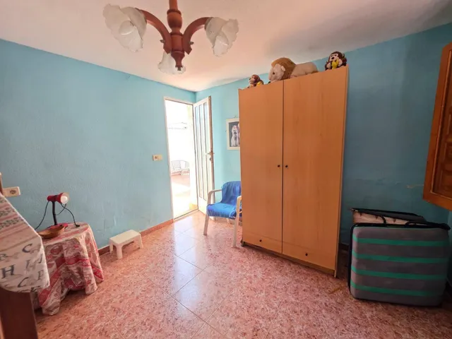 Magnifica vivienda para reformar, buena ocasion para invertir — 22