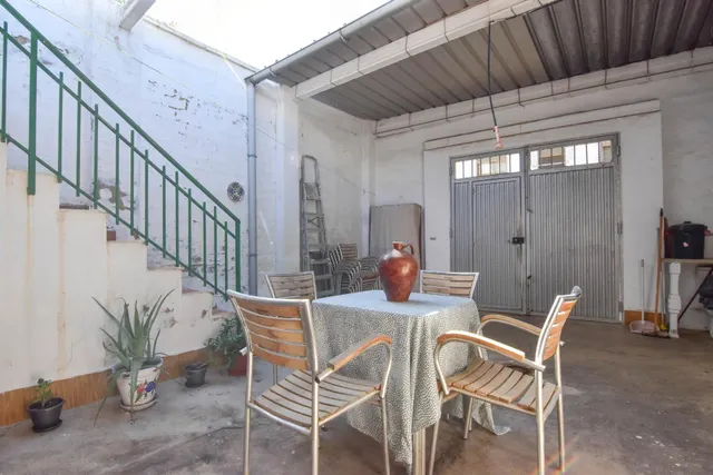 ¡Oportunidad única en Picassent! Casa en buen estado con gran potencial — 18