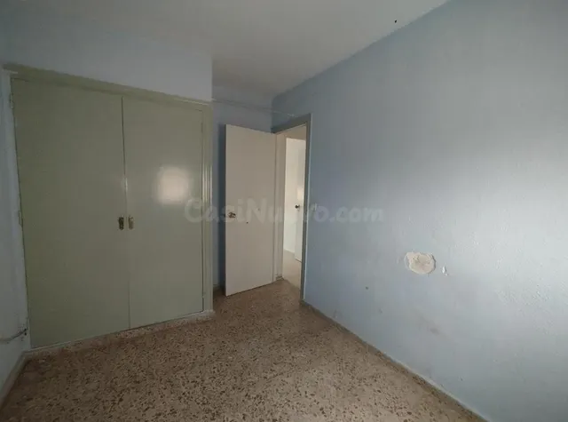 Oportunidad Única en el Corazón de Murcia: Piso a Reformar p - foto 5