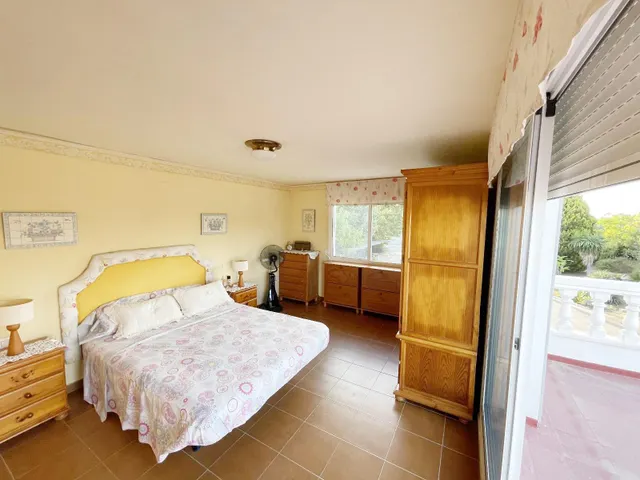 Exclusiva villa en Oliva Nova, Costa Blanca — 13