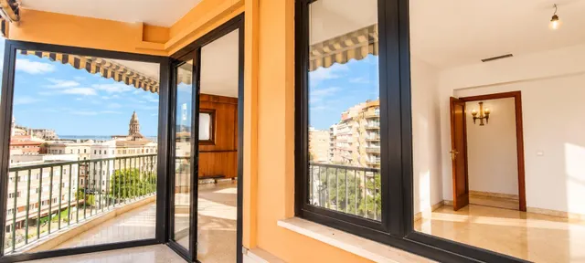 Amplio y luminoso piso en el centro de Palma con posibilidad de parking — 12