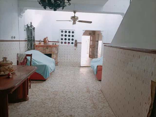OPORTUNIDAD DE DOS CASAS EN UNA — 4