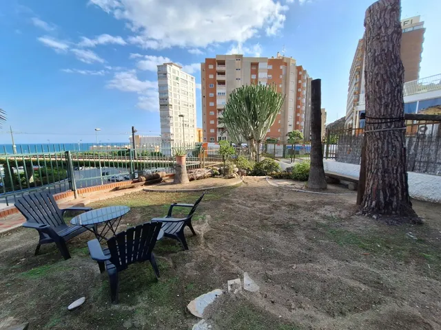 Imponente Chalet en Garbinet, Alicante - Oportunidad Única — 5