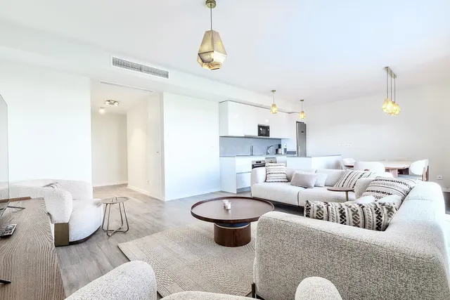 Planta baja 3 habitaciones 118m² en alquiler - Costa Del Sol - foto 3