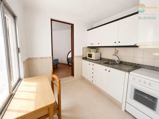 DOS APARTAMENTOS EN PLANTA ALTA Y BAJA CON PARCELA EN ESQUIN - foto 5