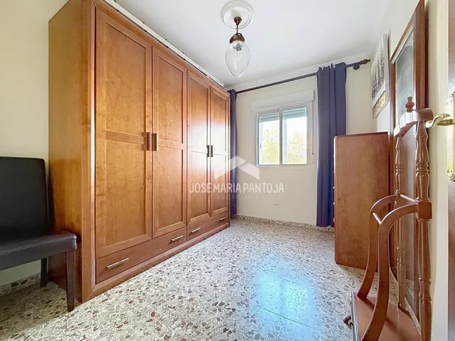 Piso en la granja — 12
