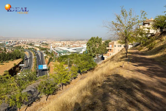 Solar con proyecto en una de las mejores zonas de Granada — 5