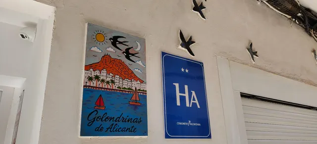 Hotel-Apartamento 2★ | 4 Apartamentos Turísticos | Licencia | Alicante Centro — 2