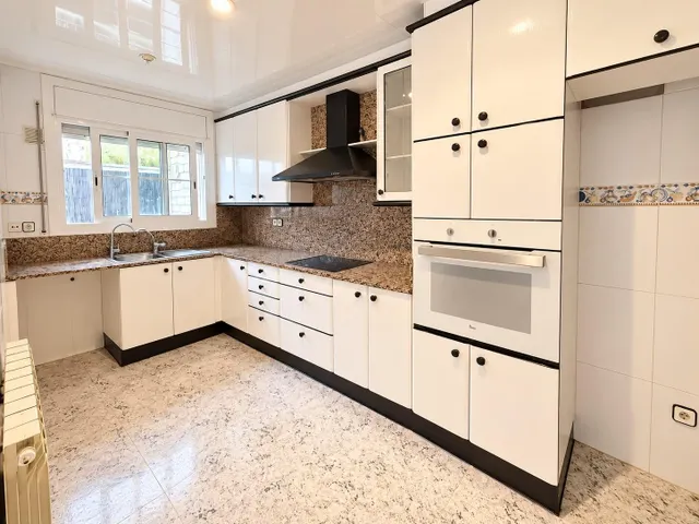 VENTA CASA EN IGUALADA ZONA SET CAMINS TERRAZAS, GARAJE Y PISCINA COMUNITARIA!! — 7