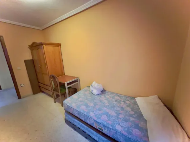 Apartamento con garaje en el centro — 17