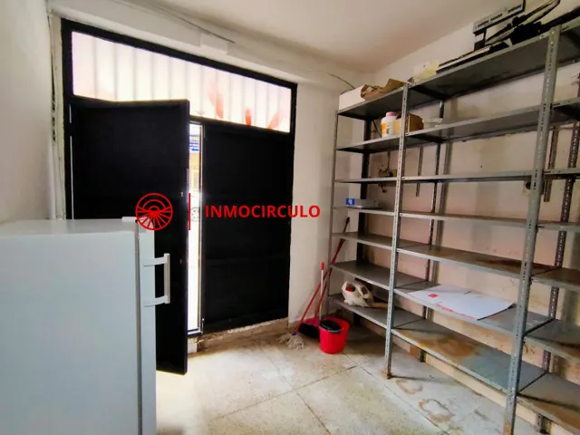 Oportunidad, Tienda de alimentación nueva. — 6
