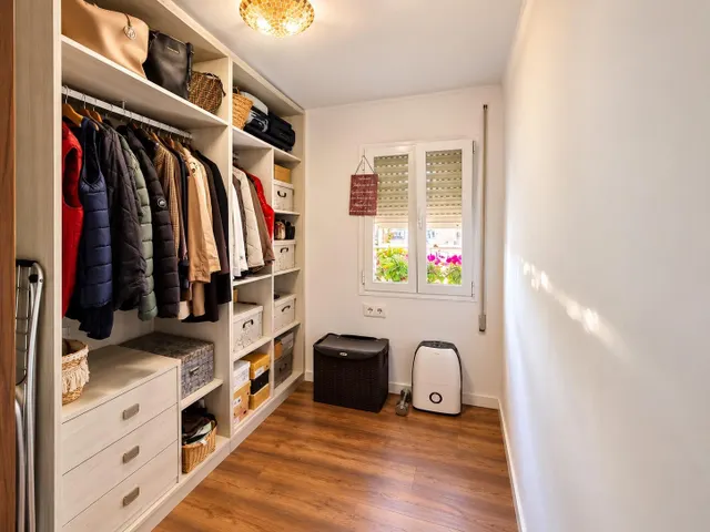 Piso reformado y luminoso con 3 habitaciones y balcón en Son Cotoner — 11