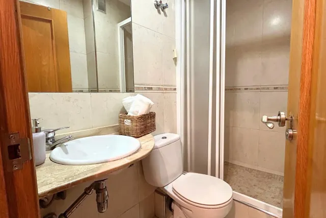 PISO EN VENTA EN LA FLOTA, JUNTO AL JARDÍN DE LAS TRES COPAS — 29