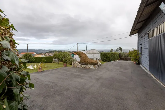 Chalet independiente en Cambre, A Coruña — 49