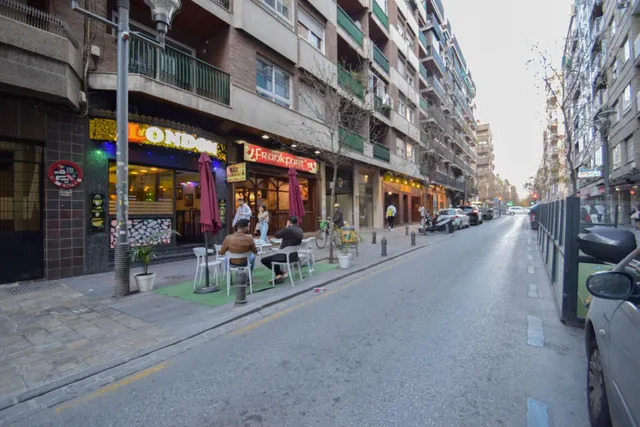 TRASPASO de Local comercial en Pedro Antonio de Alarcón: Oasis de confort y comodidad en pleno centro de Granada — 29