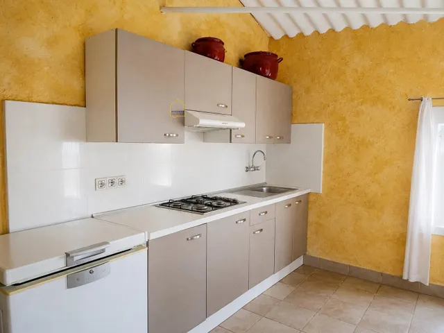 Casa con terreno 2 casas más y piscina privada. — 49