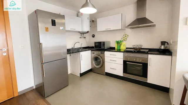 APARTAMENTO CON TERRAZA EN EL CORAZÓN DE EL CAMPELLO, JUNTO AL MAR — 13