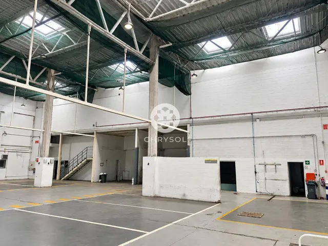 Exclusiva nave industrial tipo c con edificio corporativo junto a zona franca y fira de Barcelona. — 35