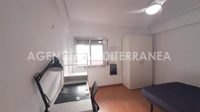 Piso en venta en Benimamet, con cuatro habitaciones y dos baños — 5