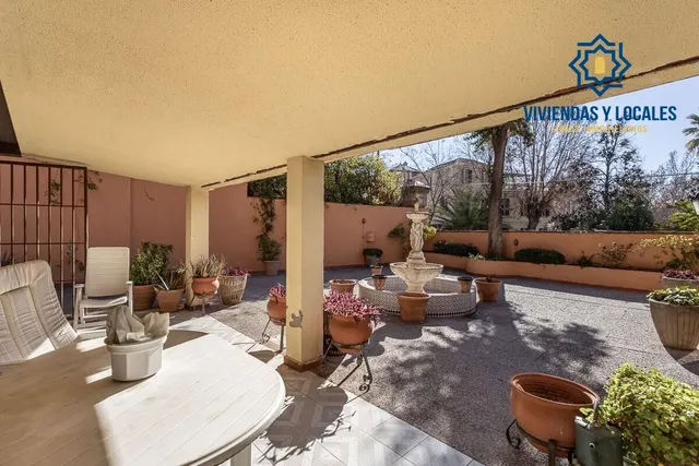 EXCLUSIVO PISO CON JARDÍN PRIVATIVO EN UNA DE LAS MEJORES URBANIZACIONES DE GRANADA — 4