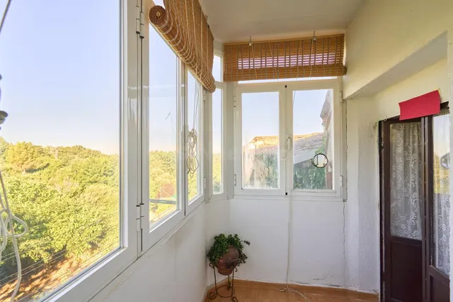 Casa con gran parcela y vivienda anexa en Navacarros, junto 