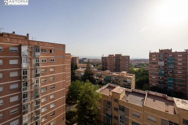 Precioso piso en Luz Casanova de Granada — 28
